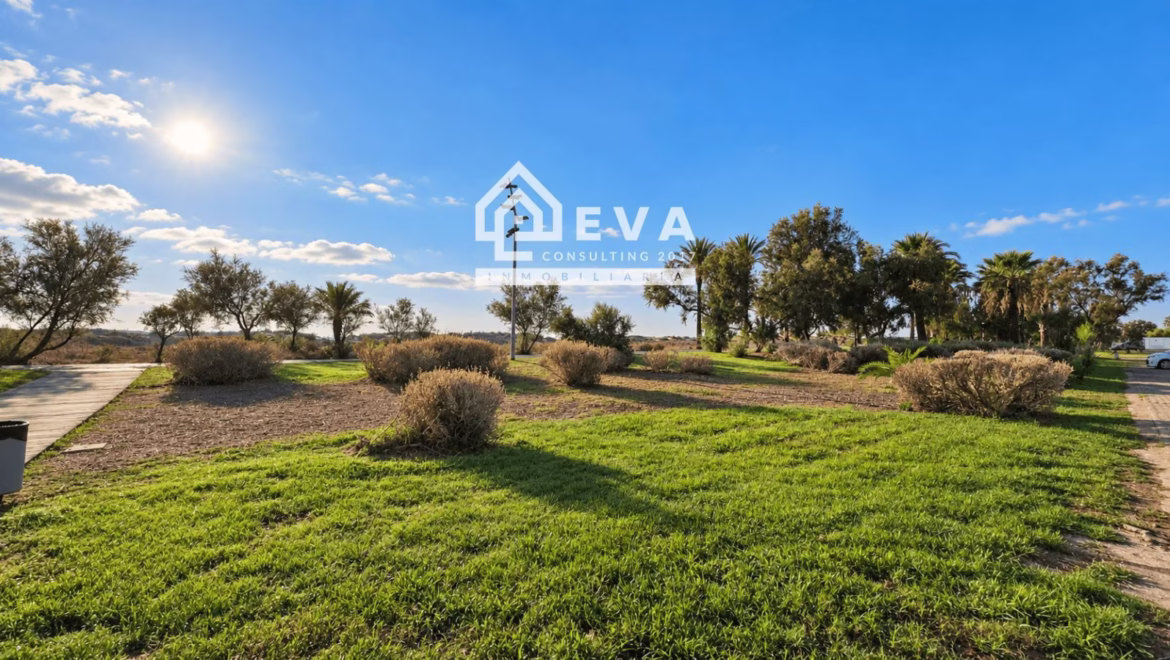 Apartamento en alquiler con terraza junto a la playa del Pinar, Grao de Castellón - foto 2 | Inmobiliaria en Castellón