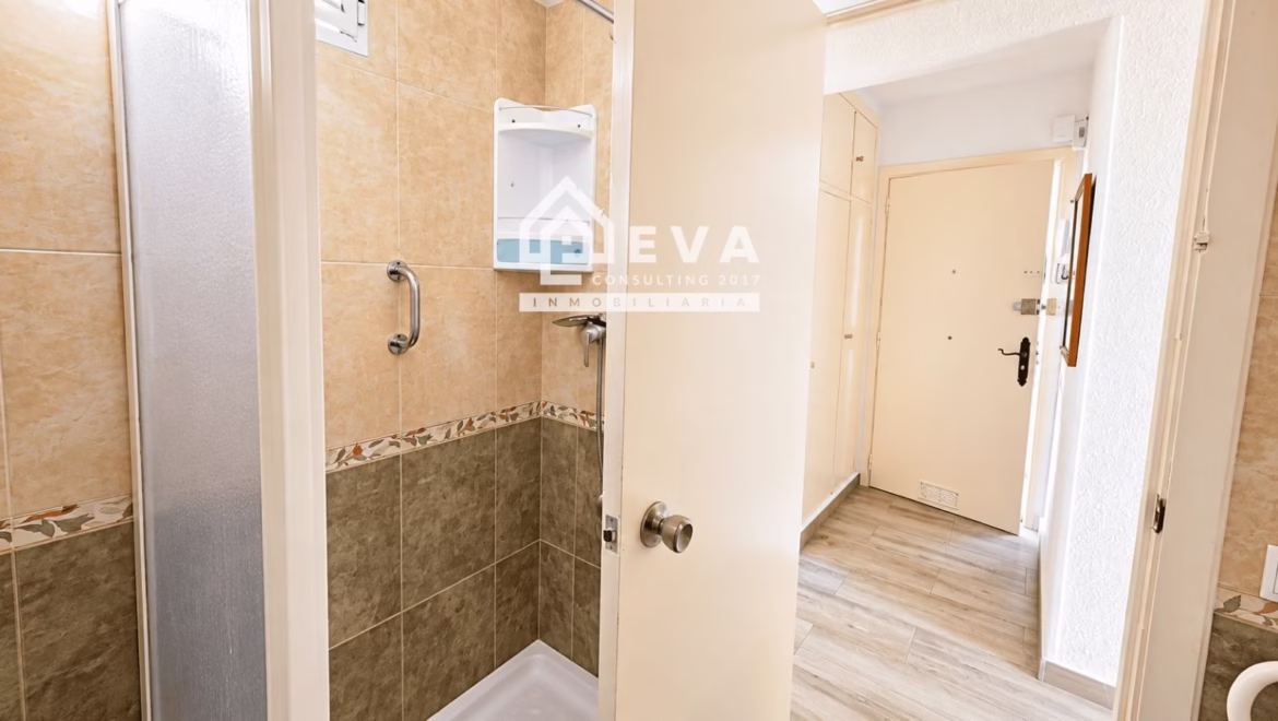 Apartamento en alquiler con terraza junto a la playa del Pinar, Grao de Castellón - foto 9 | Inmobiliaria en Castellón