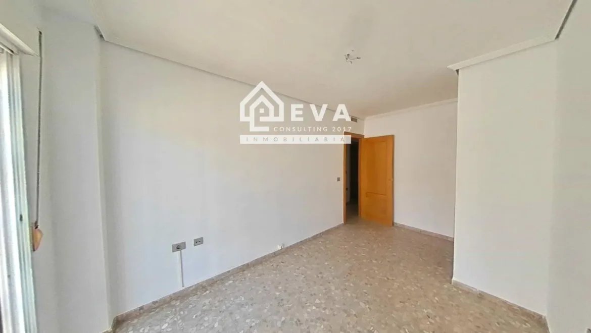 Casa adosada de banco en venta en Castellón con garaje - foto 22 | Inmobiliaria en Castellón