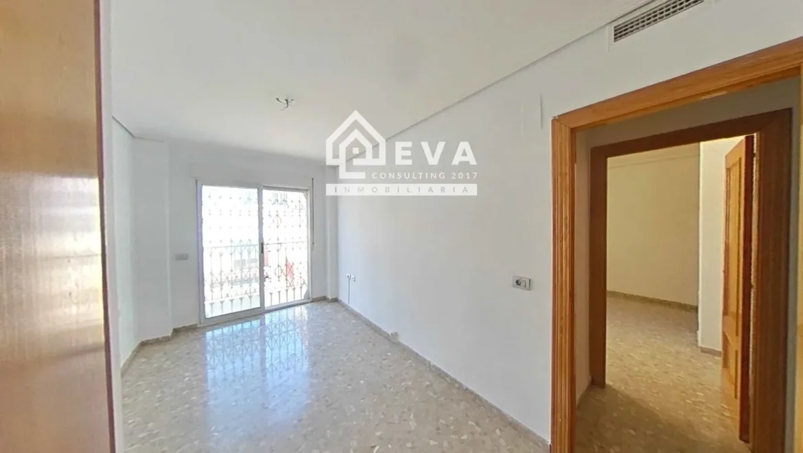 Casa adosada de banco en venta en Castellón con garaje - foto 28 | Inmobiliaria en Castellón