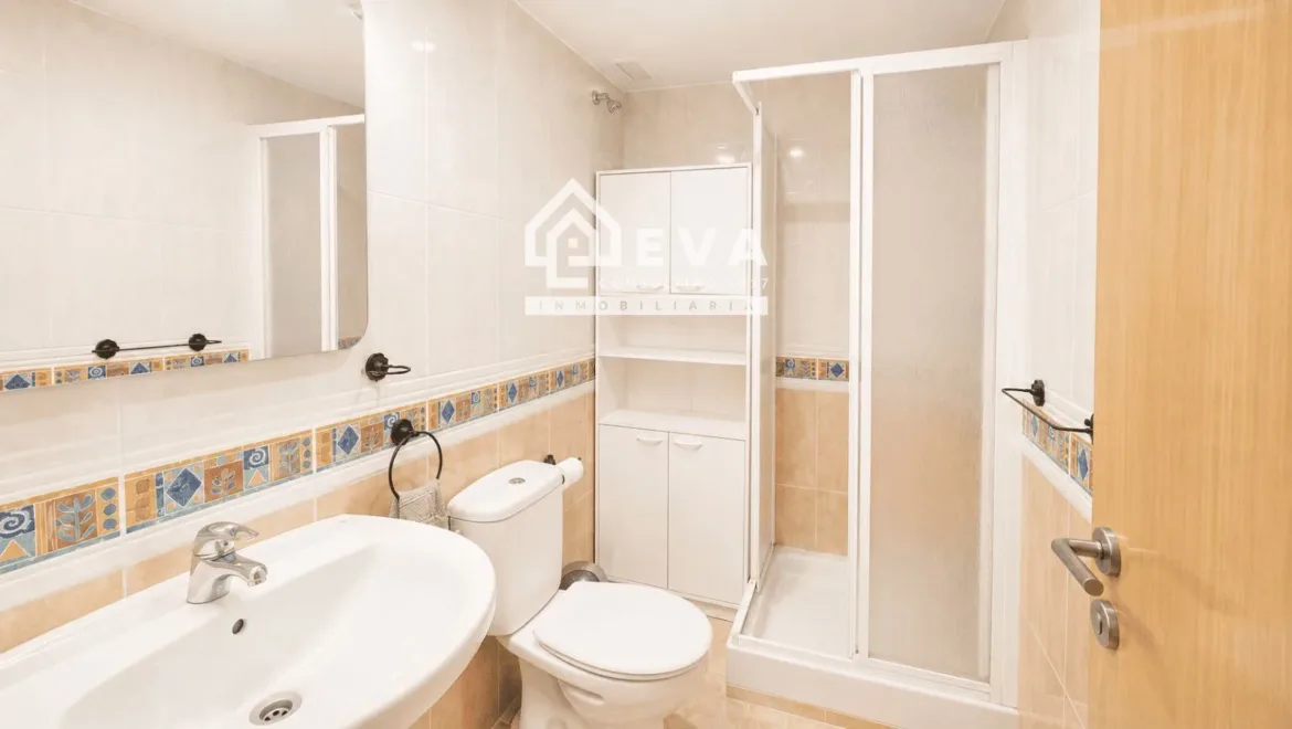 Chalet adosado en venta en Almassora pueblo con garaje y terraza - foto 12 | Inmobiliaria en Castellón