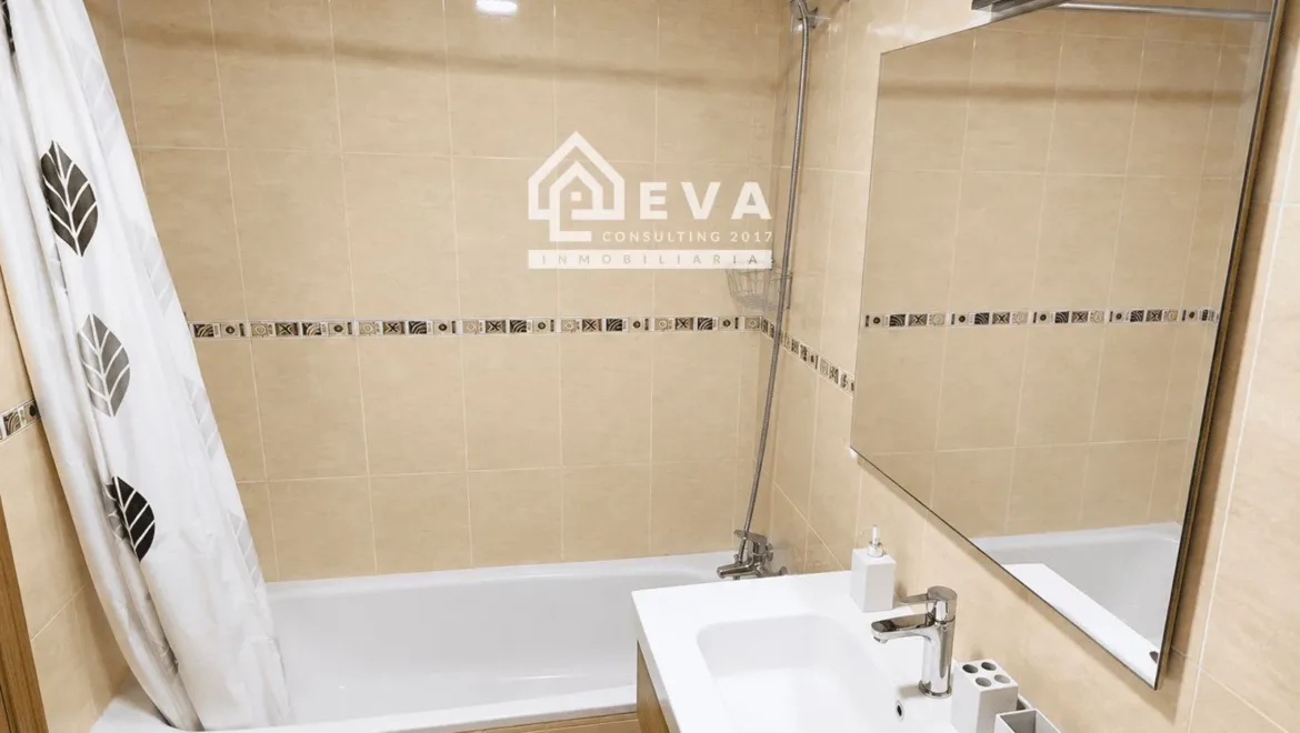 Espectacular piso con dos grandes terrazas, garaje y trastero en Almassora - foto 11 | Inmobiliaria en Castellón
