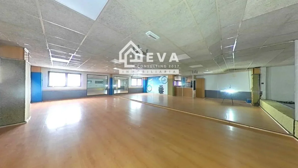Local en venta en el centro de Castellón con 950 m² - foto 6 | Inmobiliaria en Castellón