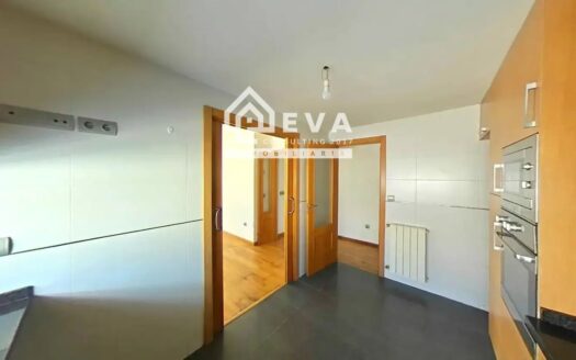 Piso en venta en el Grao de Castellón con 3 dormitorios 2 baños