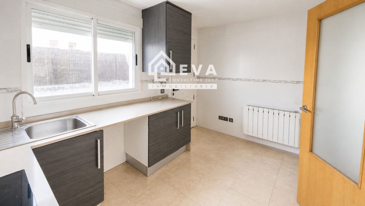 Adosado en venta en la playa de Almazora con piscina - foto 13 | Inmobiliaria Eva Consulting 2017