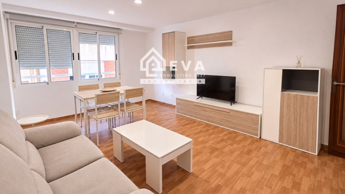 Piso en alquiler en Guitarrista Forte, Castellón, céntrico y con ascensor - foto 1 | Inmobiliaria Eva Consulting 2017
