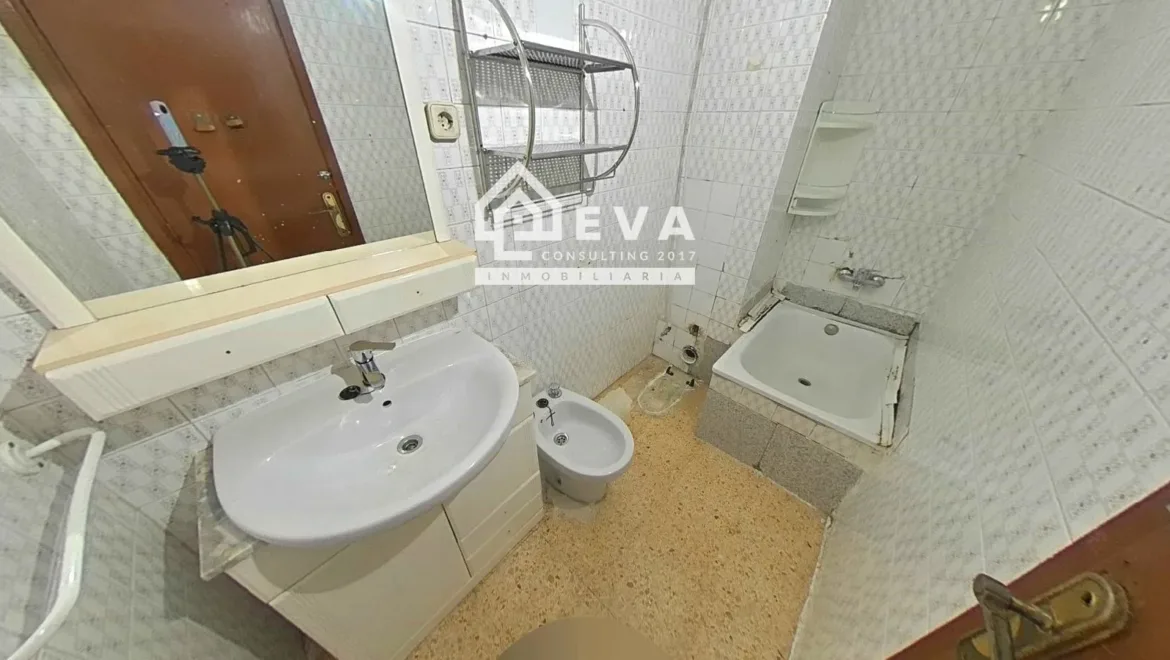 Piso bancario en venta en Vila-real para acondicionar - foto 29 | Inmobiliaria en Castellón