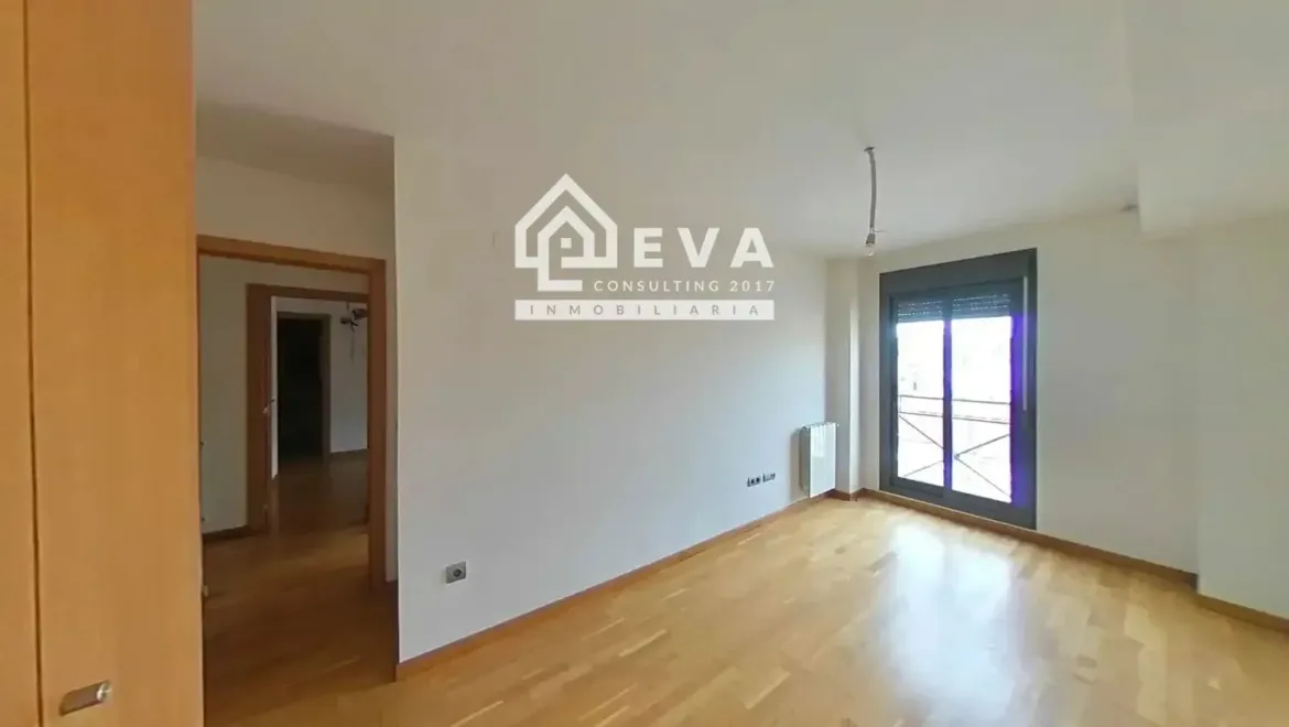 Piso en venta en el Grao de Castellón con 3 dormitorios - foto 12 | Inmobiliaria en Castellón