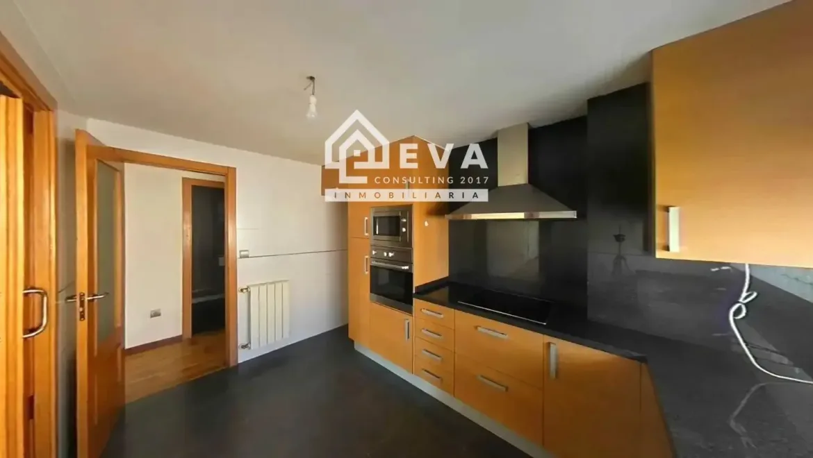 Piso en venta en el Grao de Castellón con 3 dormitorios - foto 5 | Inmobiliaria en Castellón
