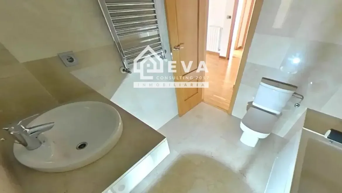 Piso en venta en el Grao de Castellón con 3 dormitorios - foto 7 | Inmobiliaria en Castellón