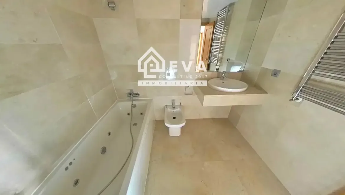 Piso en venta en el Grao de Castellón con 3 dormitorios - foto 9 | Inmobiliaria en Castellón