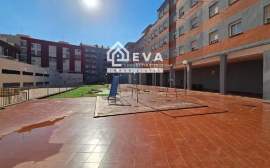 Piso en venta en zona UJI de Castellón con 4 dormitorios